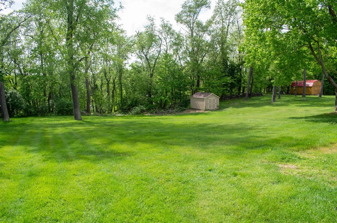 1348 Bechtel St, Monaca PA 15061-1112 exterior