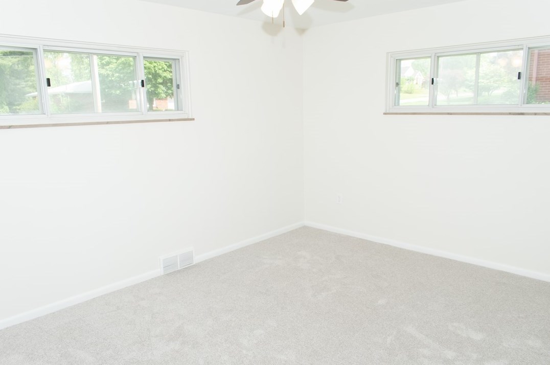 1348 Bechtel St, Monaca PA 15061-1112 exterior