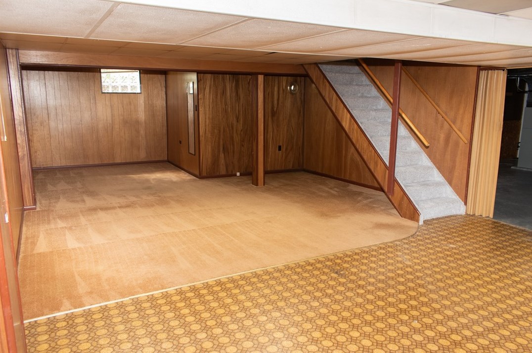 1348 Bechtel St, Monaca PA 15061-1112 exterior