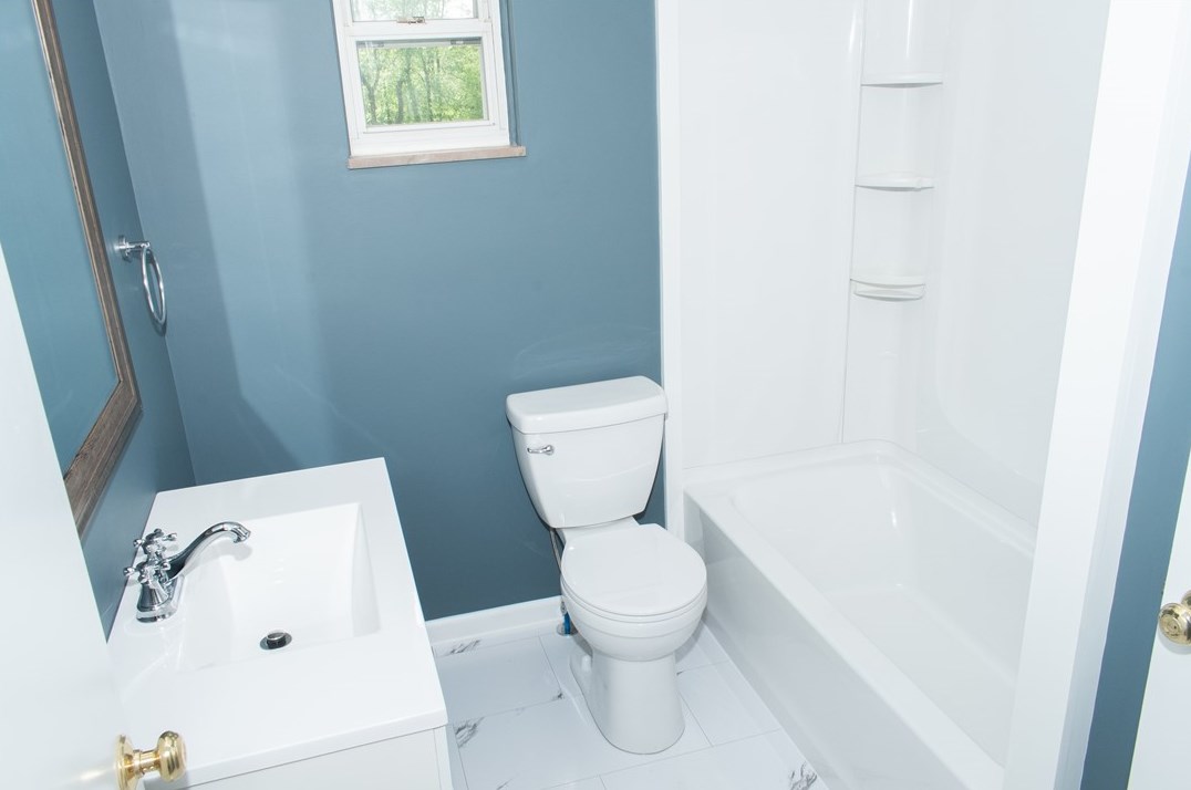 1348 Bechtel St, Monaca PA 15061-1112 exterior