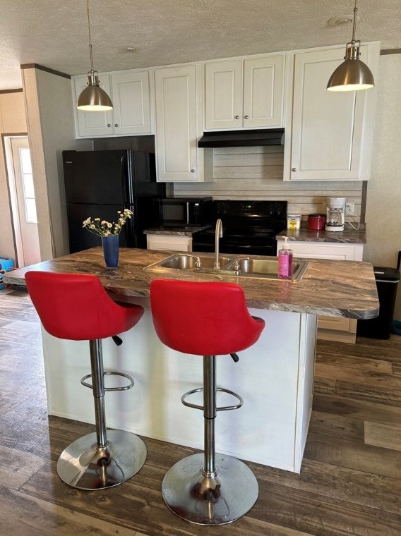 147 Castle Rd, Washington PA 15301-6008 exterior