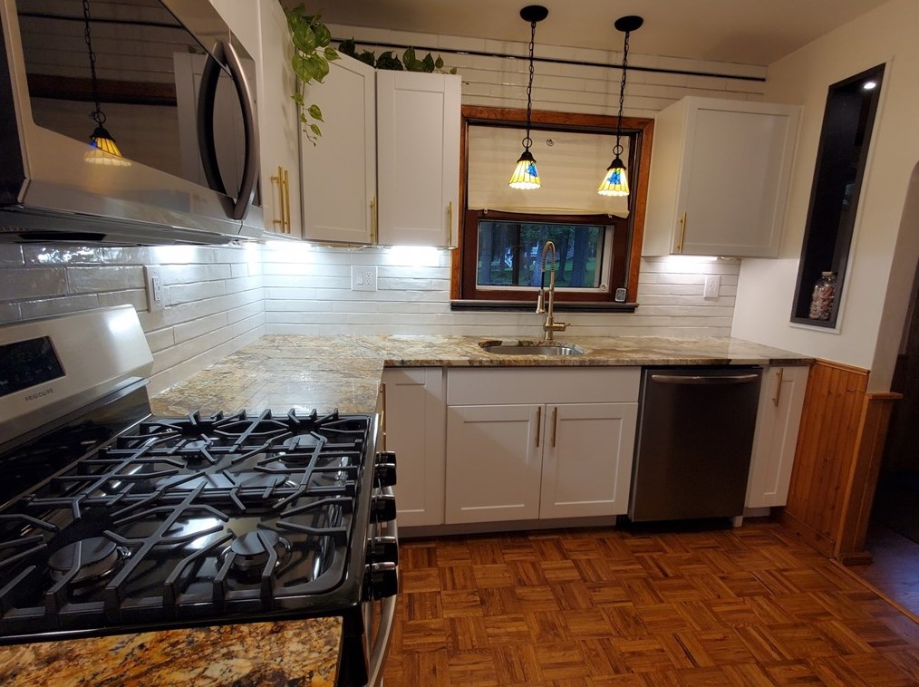 1260 Hyde Park Rd, Leechburg, PA 15656