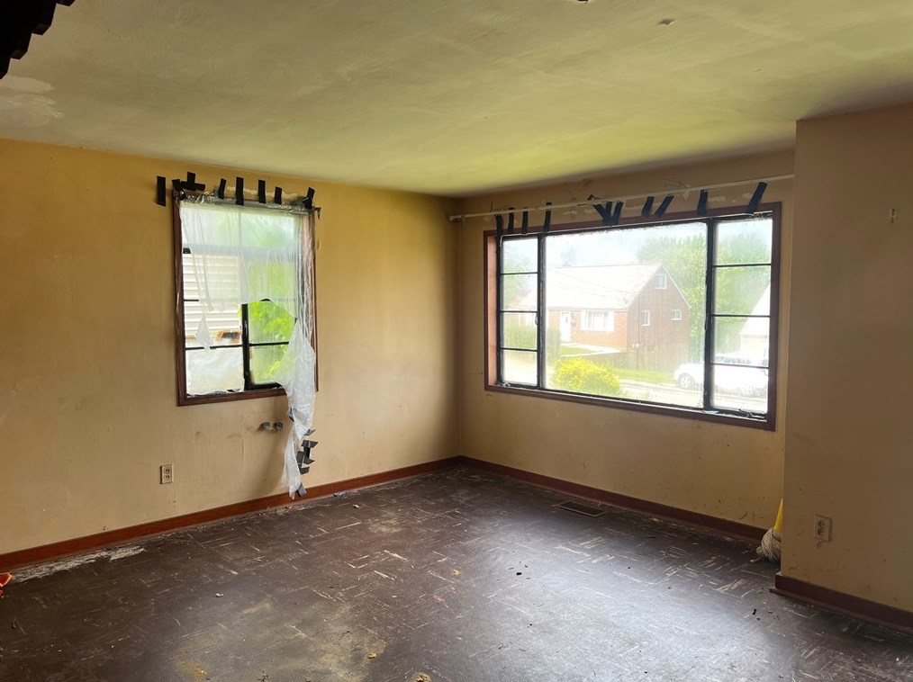 1425 Washington Blvd, Mckeesport PA  15133-3711 exterior