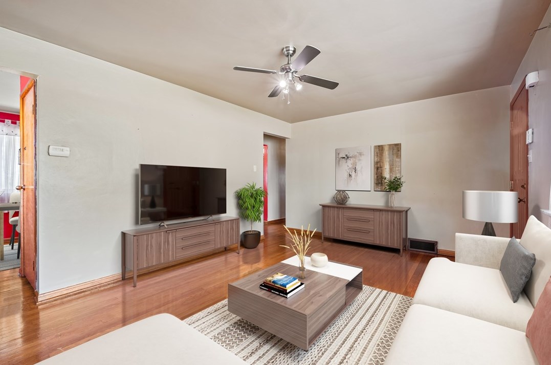 130 General Braddock Dr, Rankin PA 15104-2703 exterior