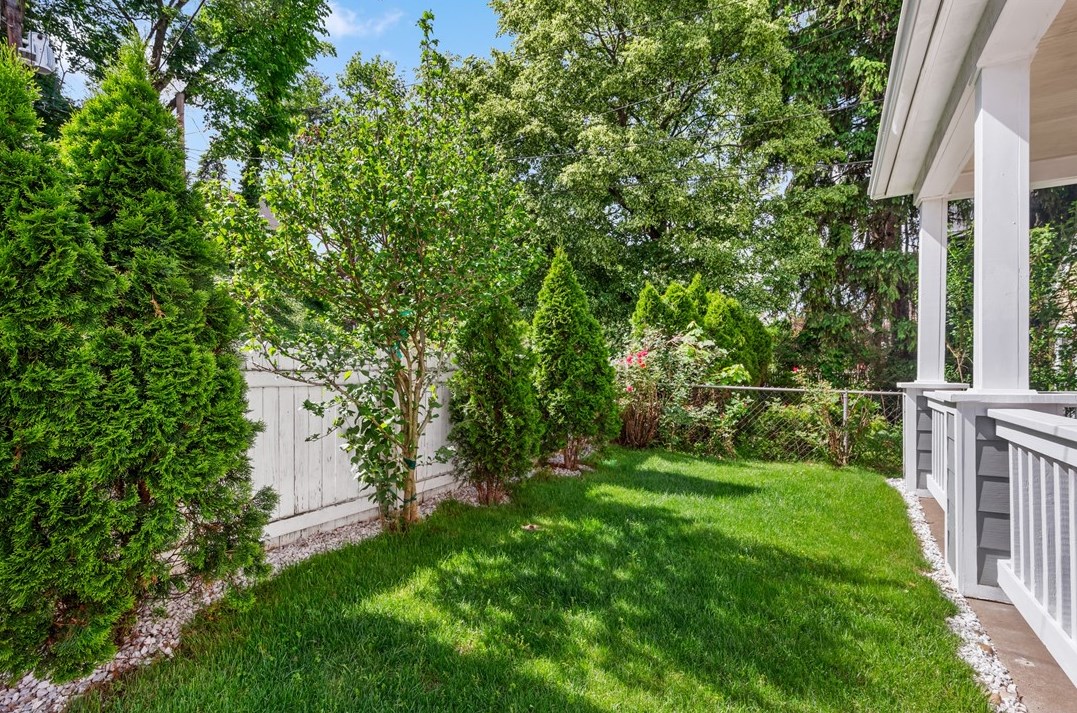 6731 Reynolds St, Pittsburgh PA  15206-4511 exterior