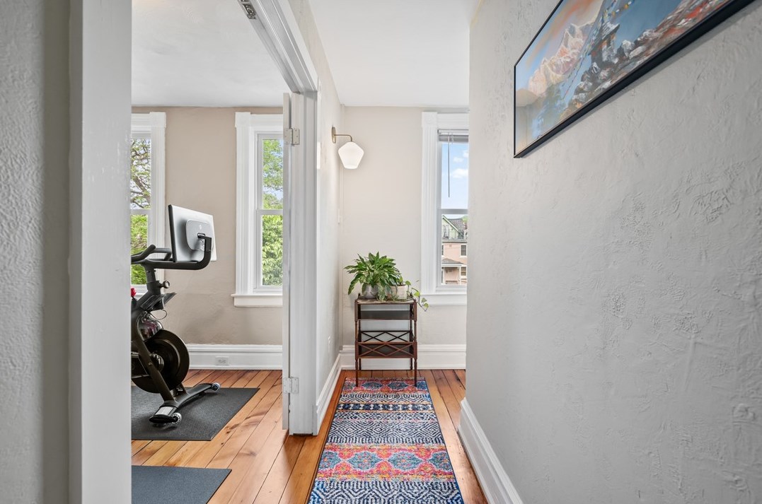 6731 Reynolds St, Pittsburgh PA  15206-4511 exterior