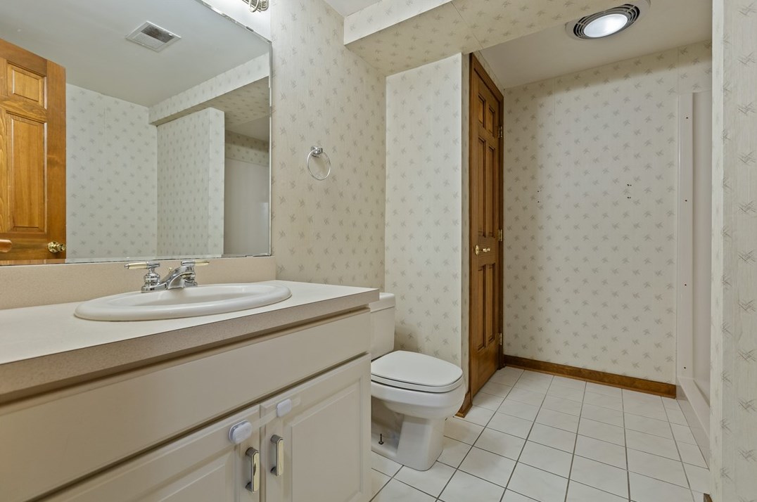 126 Crestview Mnr, Monongahela PA 15063-1102 exterior