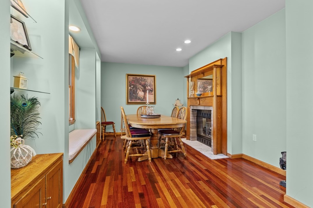 5137 Leroy Dr, Gibsonia PA 15044-8102 exterior