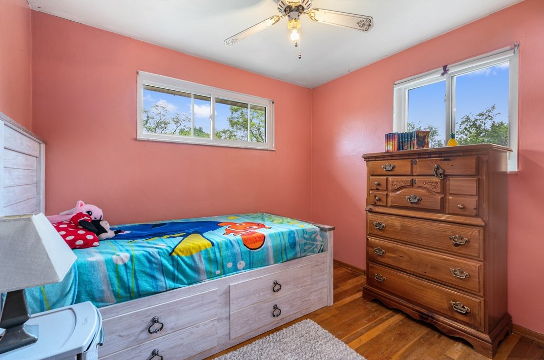 207 Norman Dr, Moon Twp PA 15108-3158 exterior