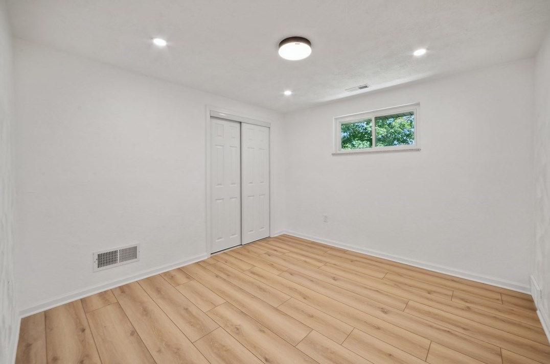 1187 Ln Salle Rd, Monroeville PA 15146-4350 exterior