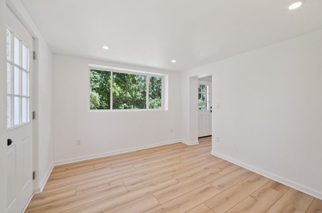 1187 Ln Salle Rd, Monroeville PA 15146-4350 exterior