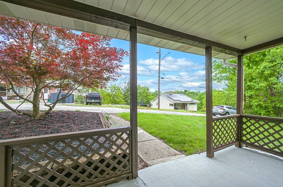138 Powell St, East Pgh, PA 15112