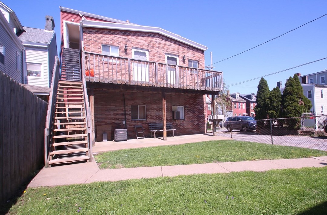 215 Ella St, Pittsburgh PA 15224-1807 exterior