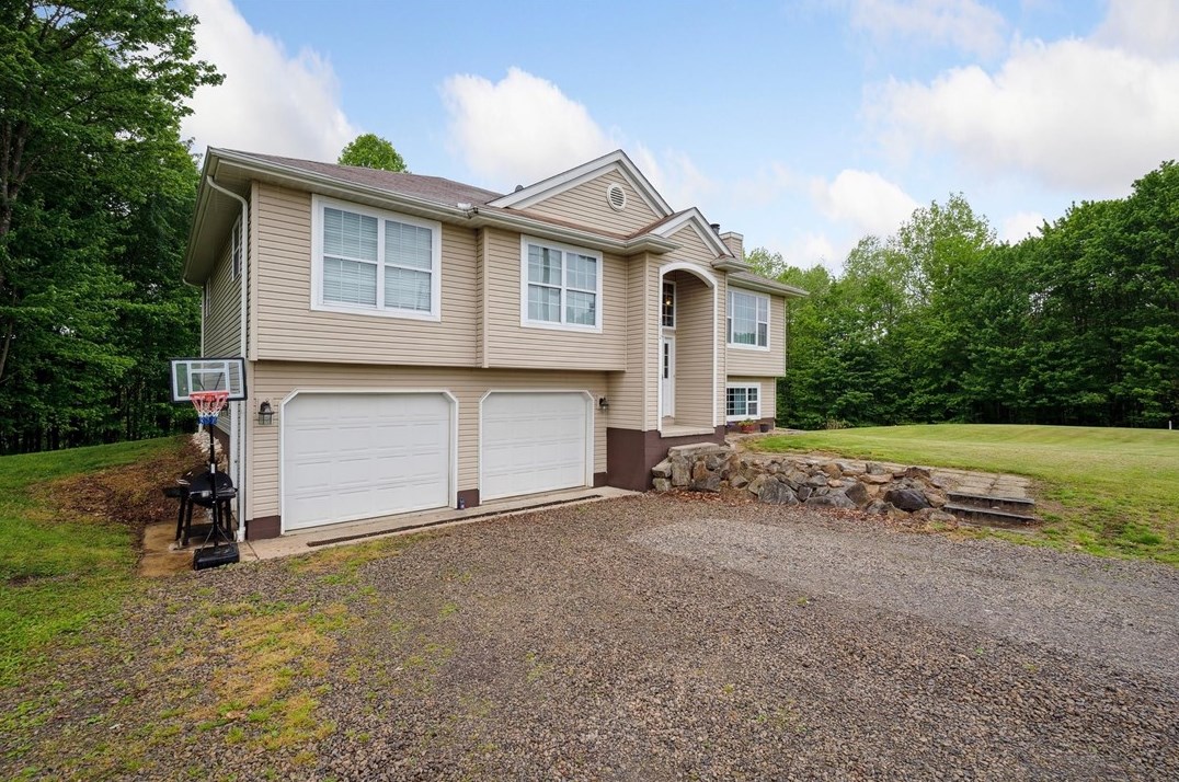 1512 Hancock Rd, Homer City PA  15748-7828 exterior