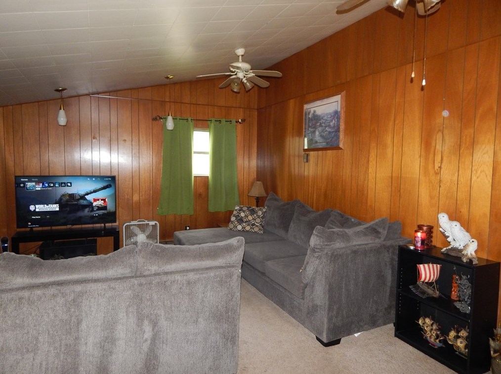 266 Pinehurst Rd, Butler PA exterior