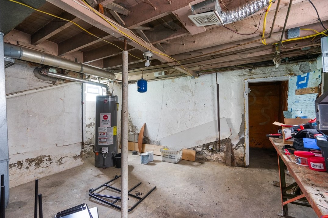 261 Freidel St, Whitaker PA  15120-2341 exterior