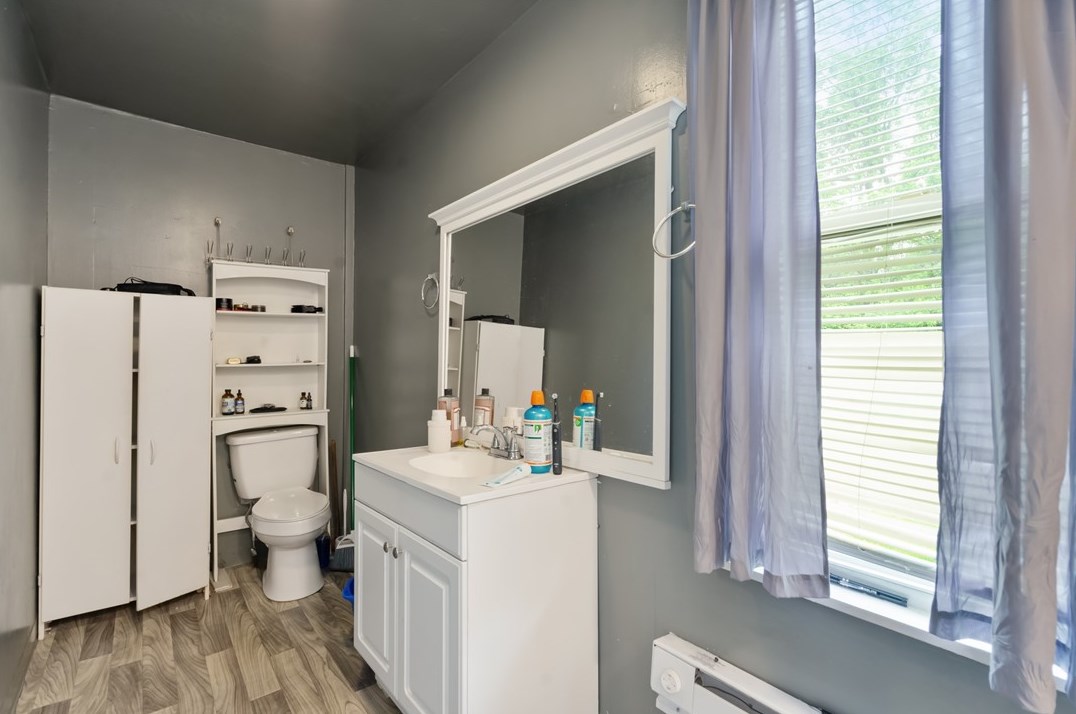 261 Freidel St, Whitaker PA  15120-2341 exterior