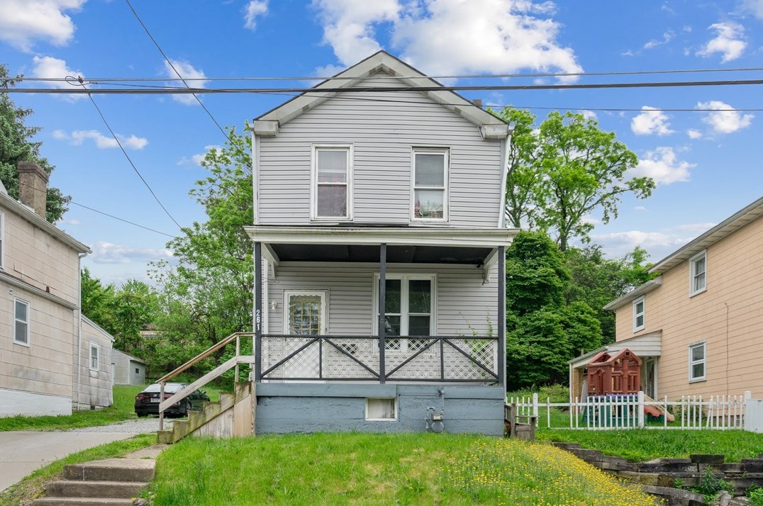 261 Freidel St, Whitaker PA  15120-2341 exterior
