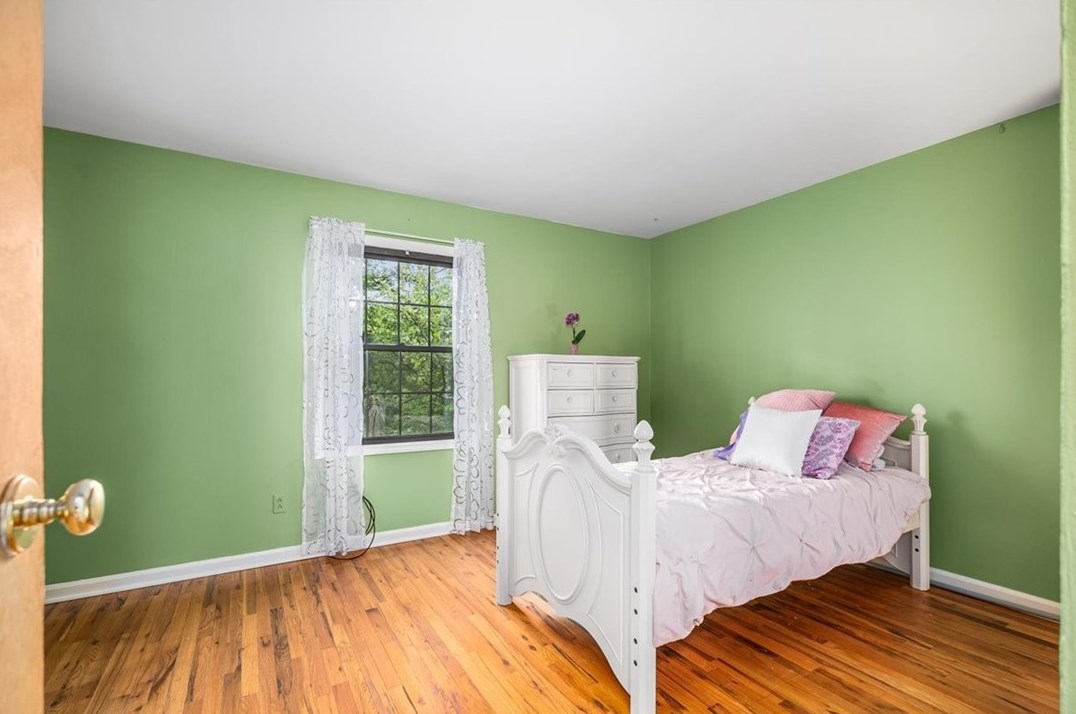 796 Carriage Cir, Pittsburgh PA  15205-1630 exterior