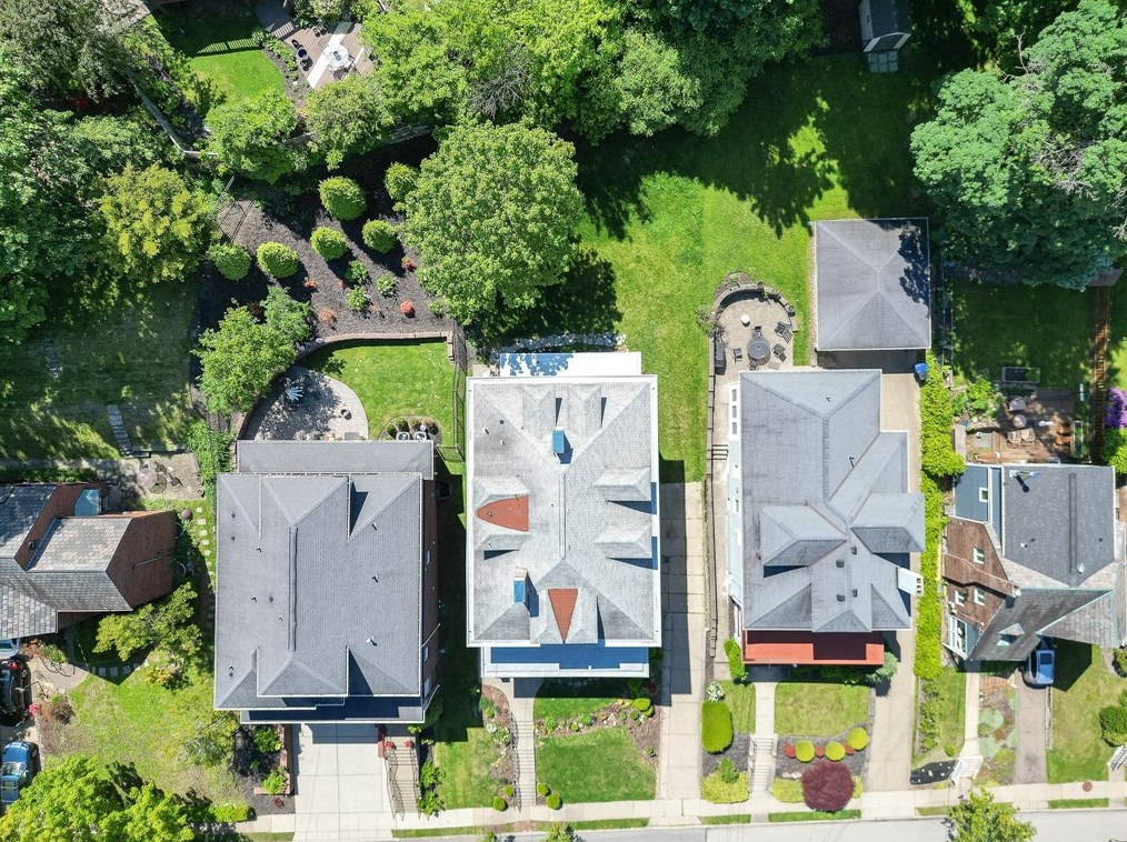 265 Lebanon Ave, Pittsburgh PA 15228-1322 exterior