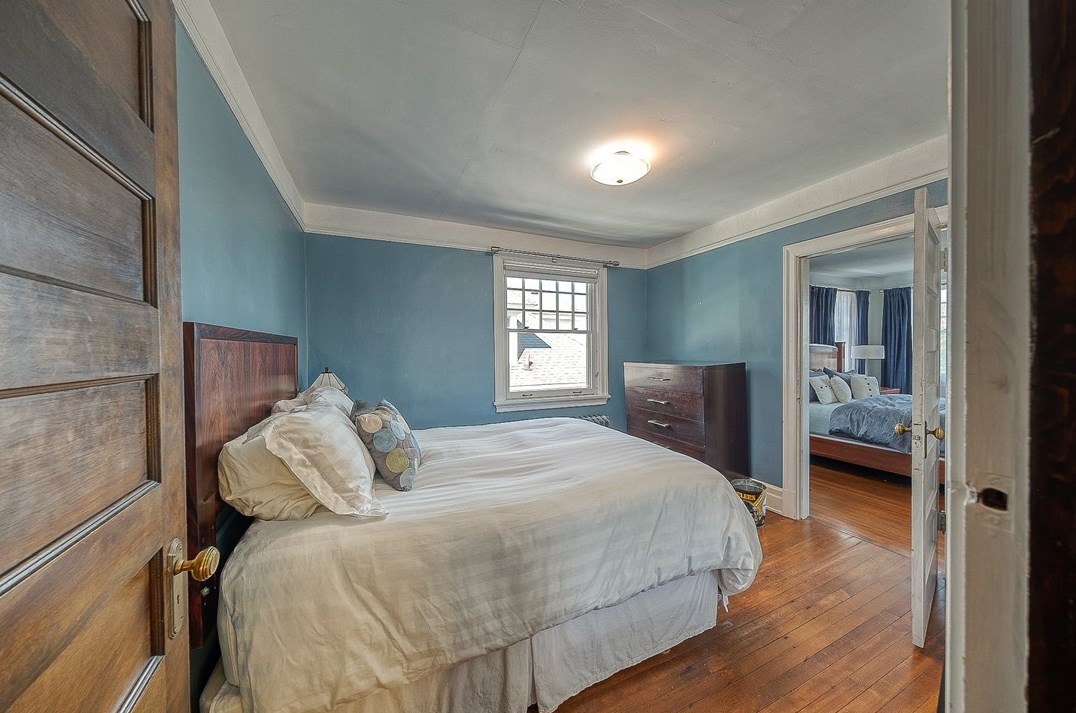 265 Lebanon Ave, Pittsburgh PA 15228-1322 exterior