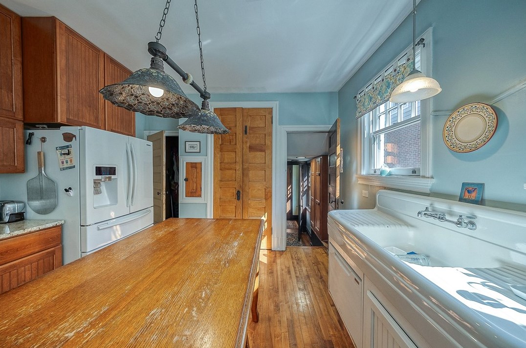 265 Lebanon Ave, Pittsburgh PA 15228-1322 exterior