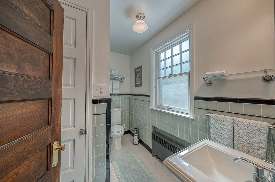 265 Lebanon Ave, Pittsburgh PA 15228-1322 exterior