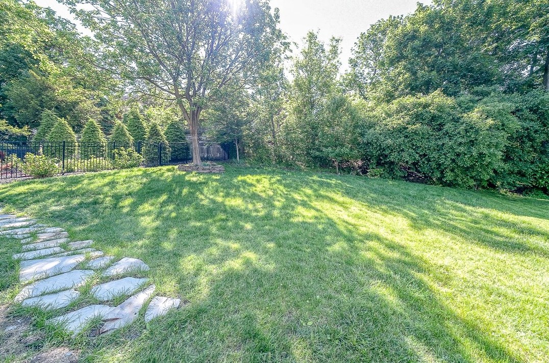 265 Lebanon Ave, Pittsburgh PA 15228-1322 exterior