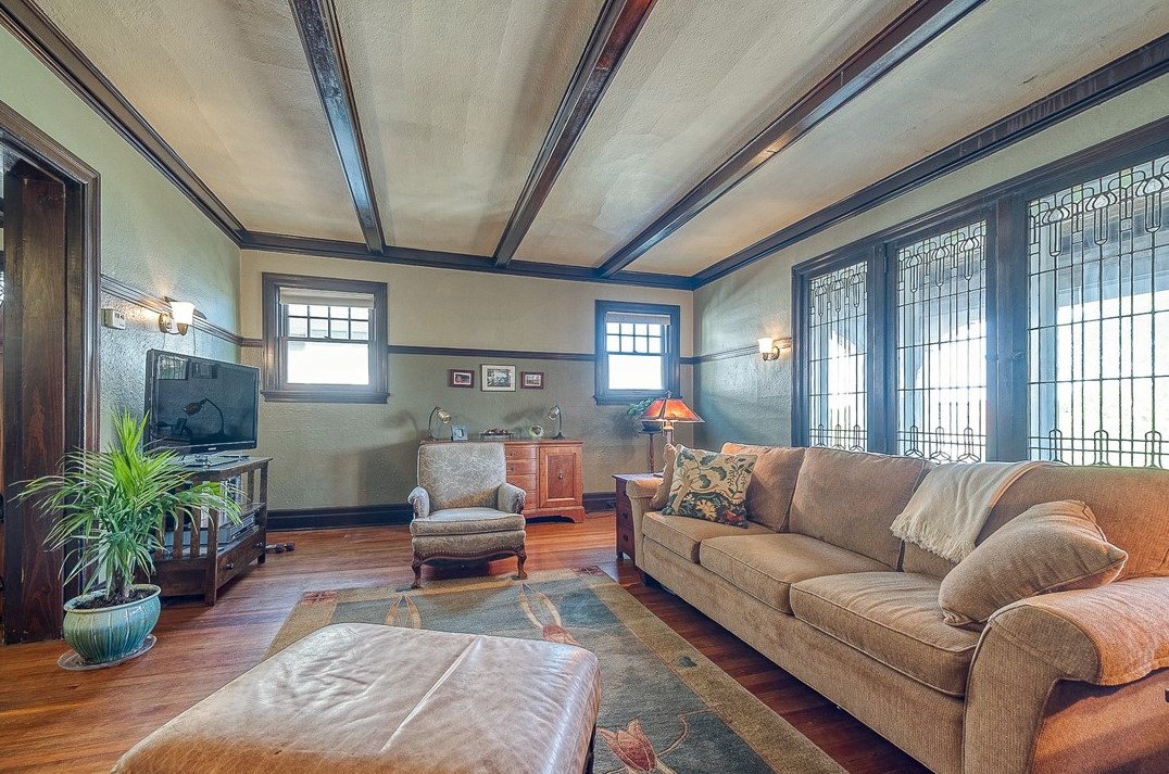 265 Lebanon Ave, Pittsburgh PA 15228-1322 exterior