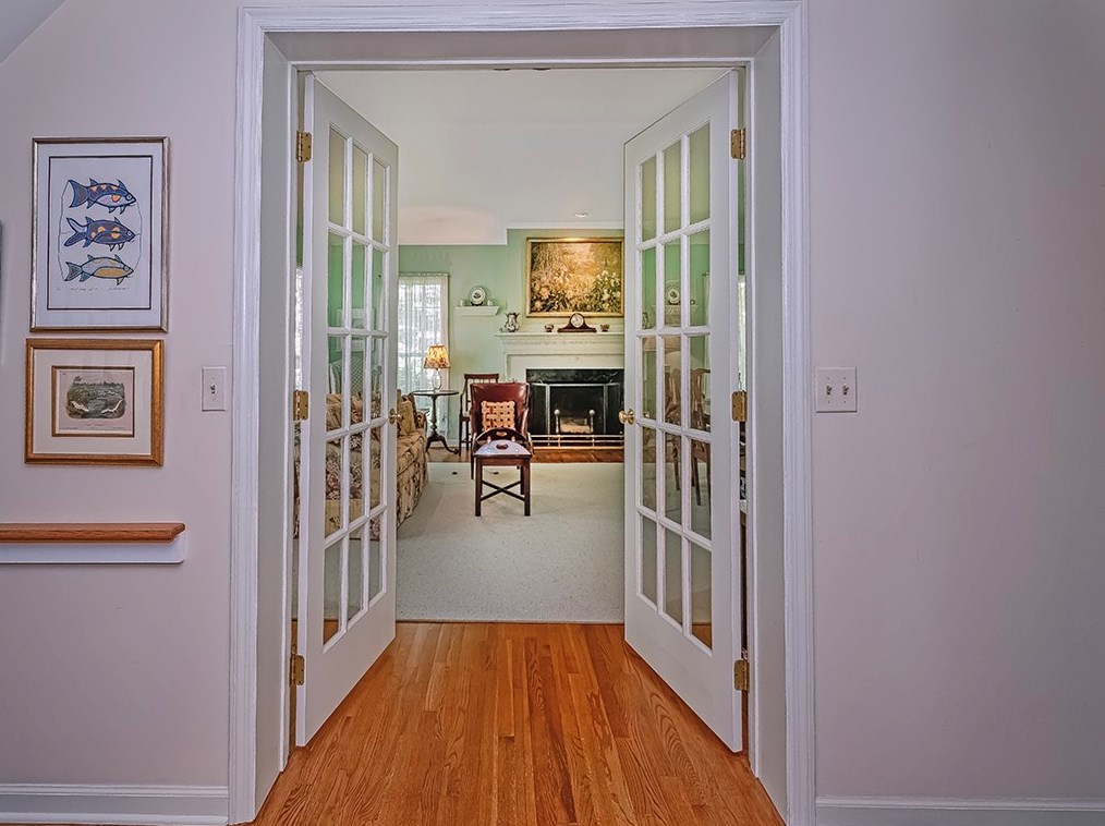 5421 Kipling Rd, Pittsburgh PA 15217-1038 exterior