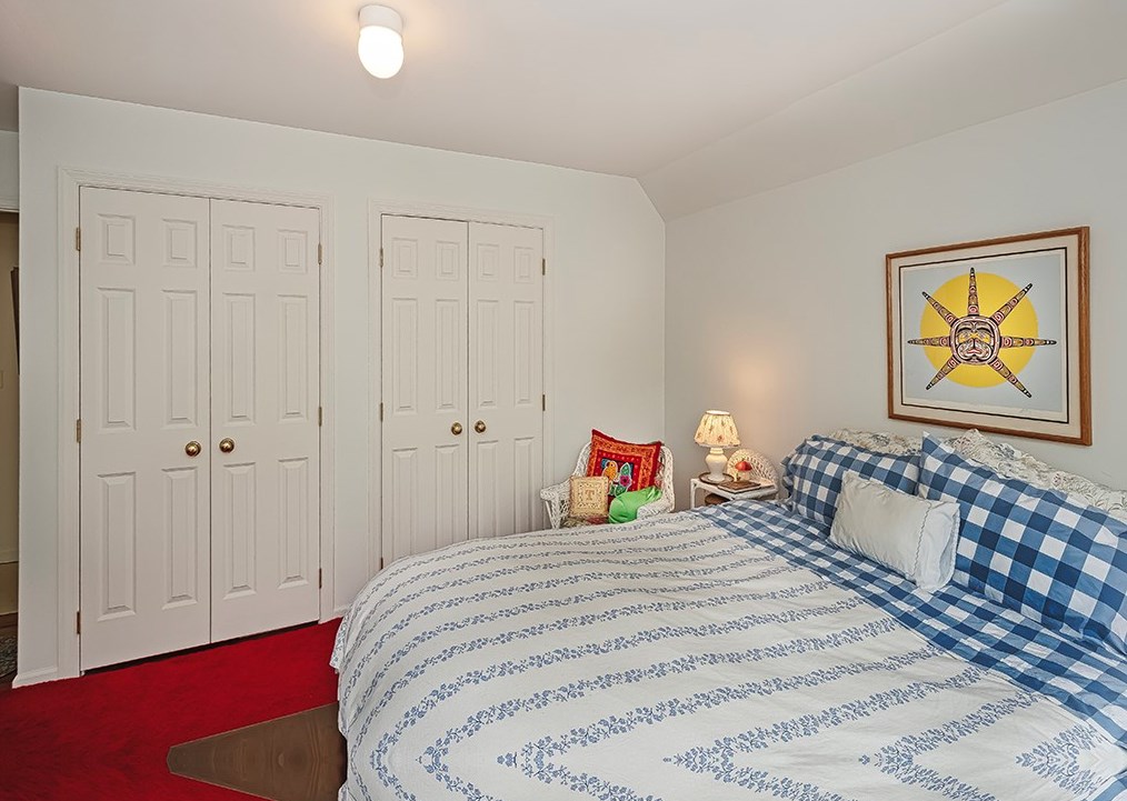 5421 Kipling Rd, Pittsburgh PA 15217-1038 exterior