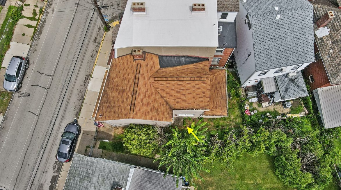 343 Boggs Ave, Pittsburgh PA  15211-2074 exterior