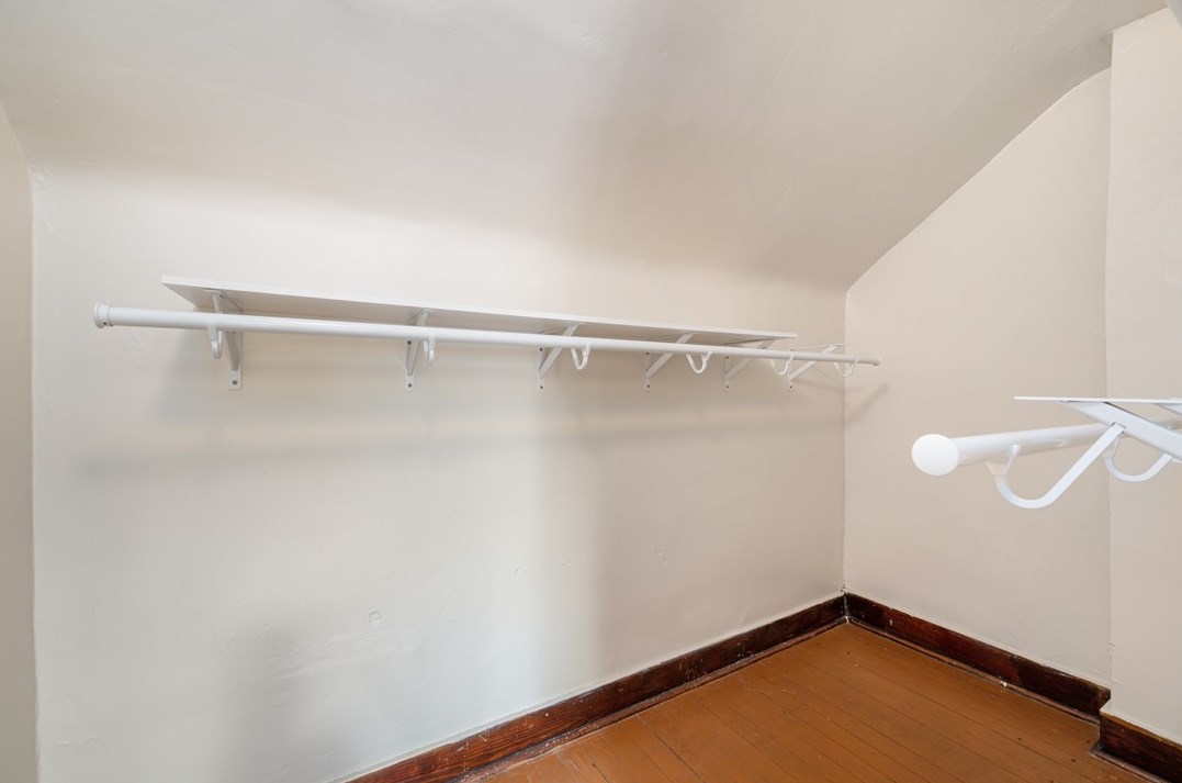 613 Kirtland St, Pittsburgh PA 15208-2826 exterior