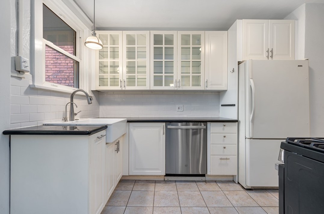 613 Kirtland St, Pittsburgh PA 15208-2826 exterior