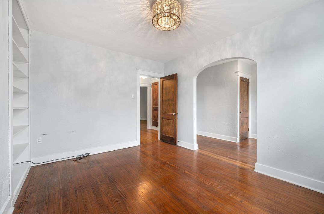 613 Kirtland St, Pittsburgh PA 15208-2826 exterior