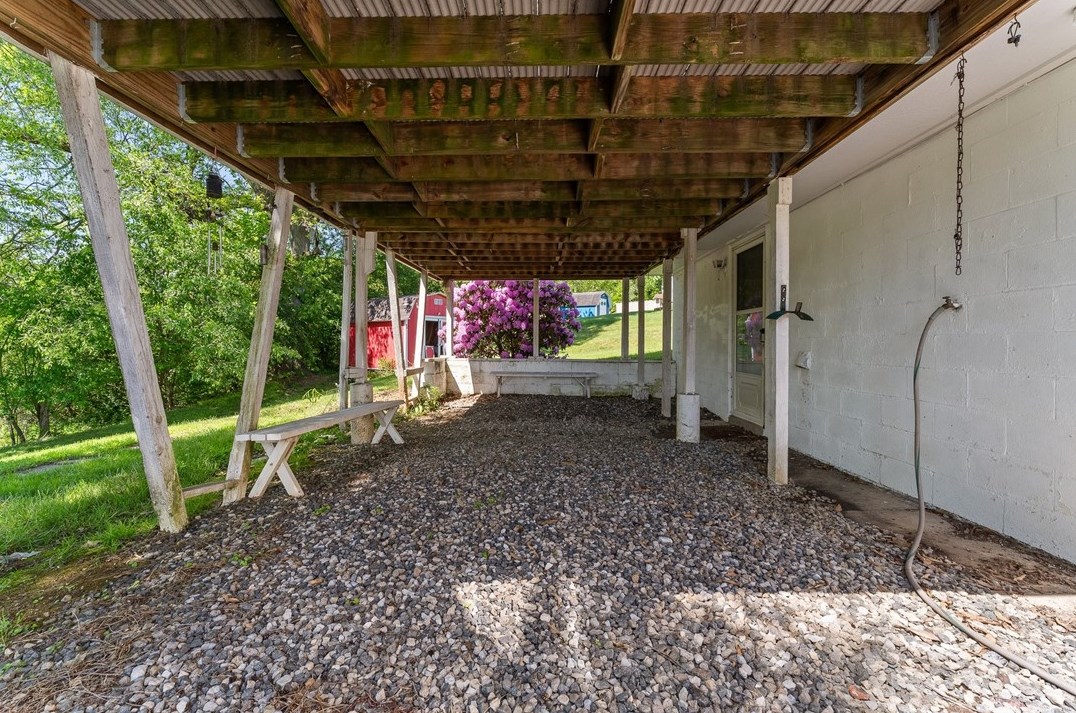 111 Jade Dr, Noblestown PA exterior