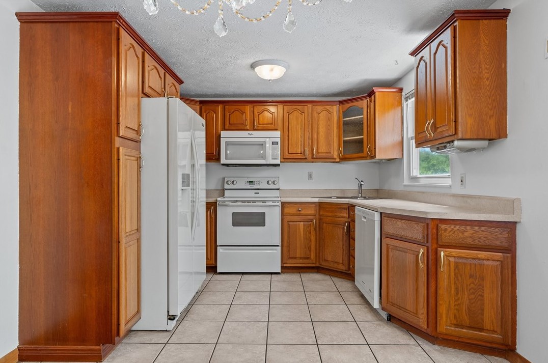 111 Jade Dr, Noblestown PA exterior