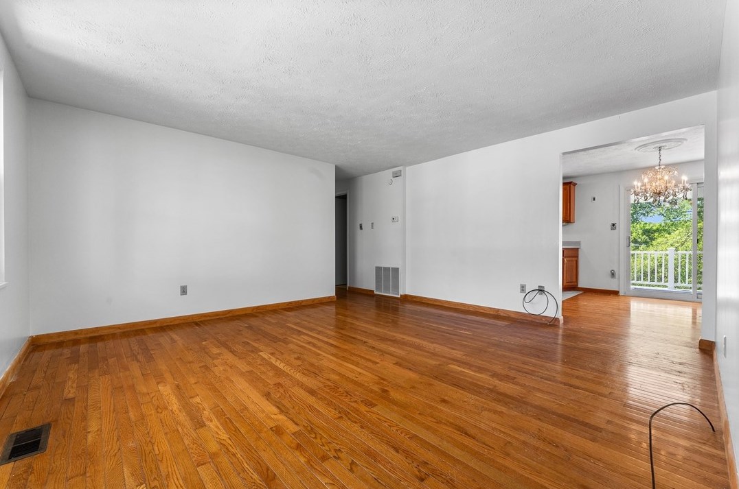 111 Jade Dr, Noblestown PA exterior