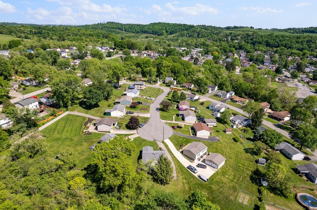 111 Jade Dr, Noblestown PA exterior