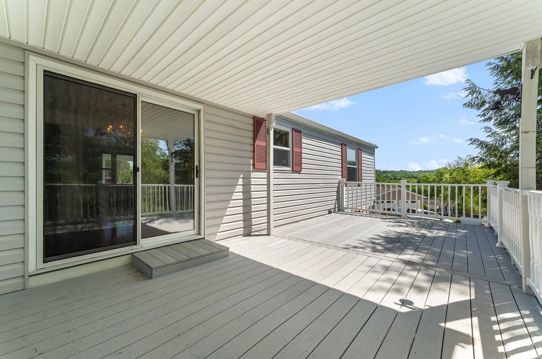 111 Jade Dr, Noblestown PA exterior