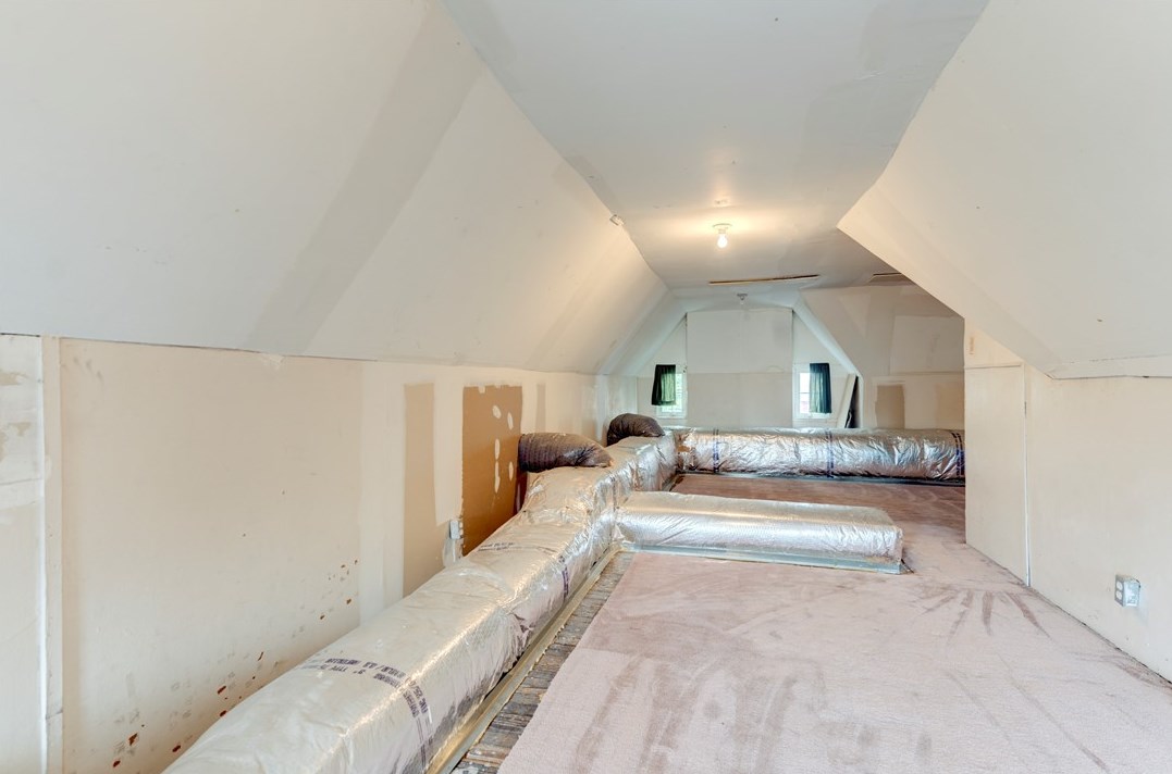 2859 Espy Ave, Pittsburgh PA 15216-2017 exterior