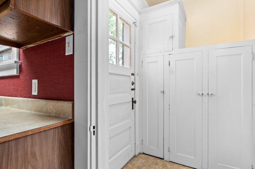 2859 Espy Ave, Pittsburgh PA 15216-2017 exterior