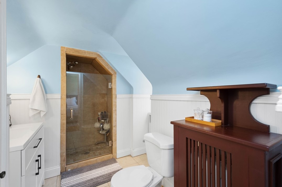 95 Inglewood Dr, Pittsburgh PA 15228-1555 exterior