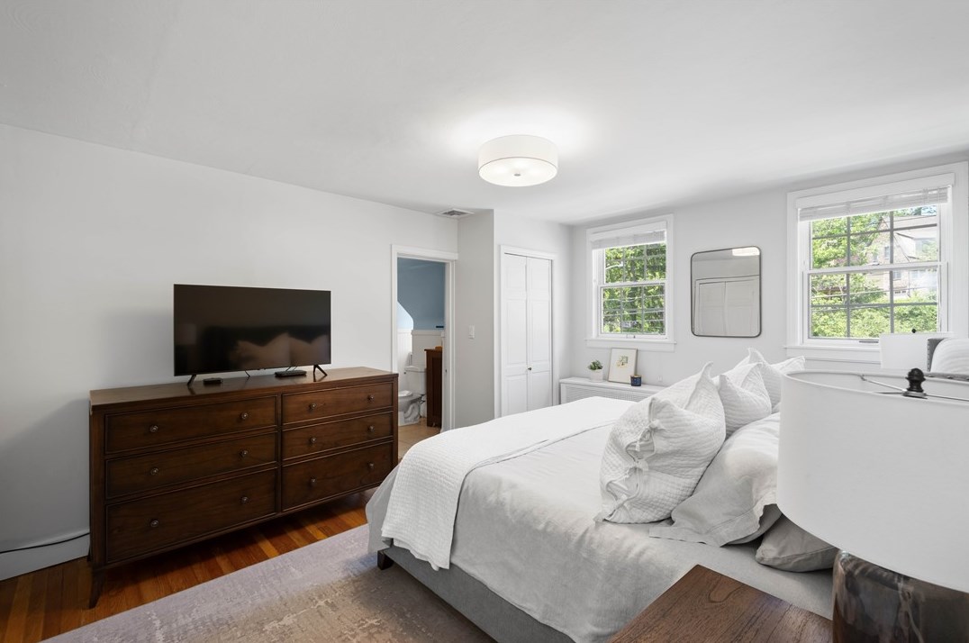 95 Inglewood Dr, Pittsburgh PA 15228-1555 exterior