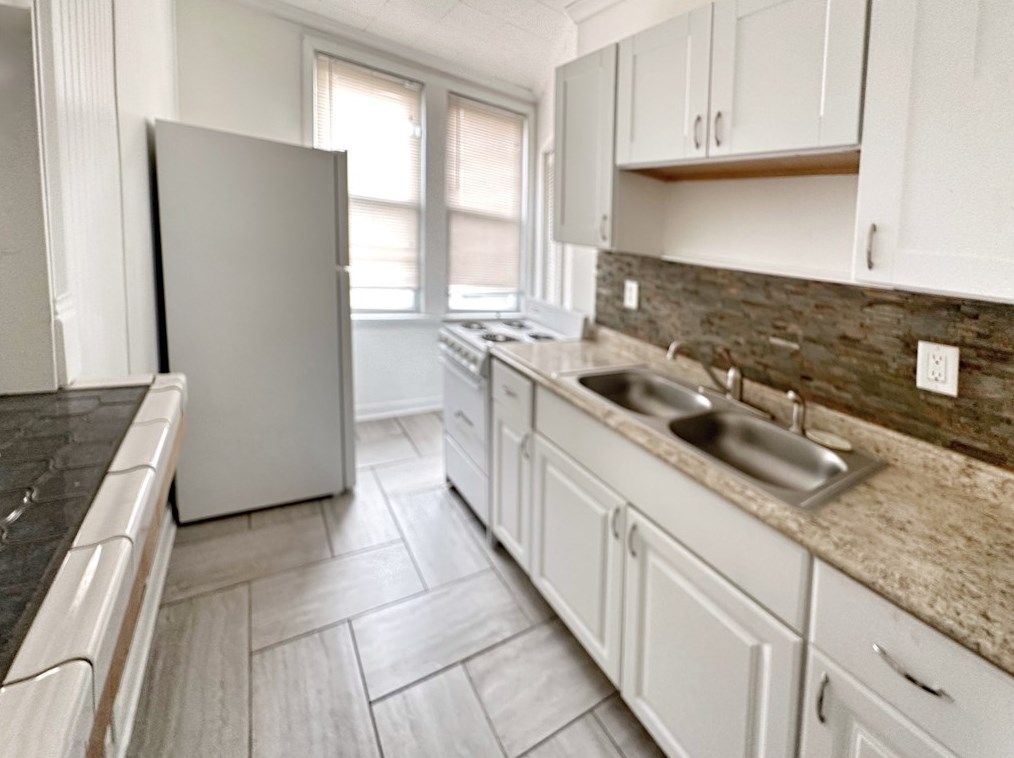 816 Midland Ave, Midland, PA 15059