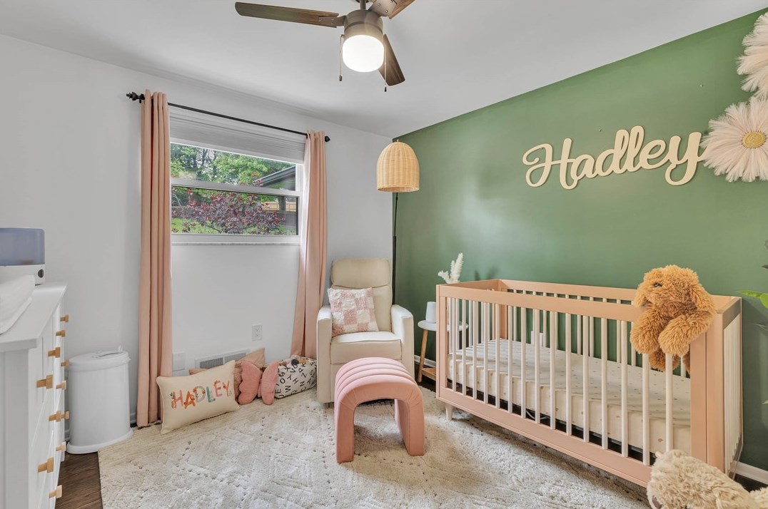 1670 Charlton Hts Rd, Moon Twp PA 15108-3016 exterior