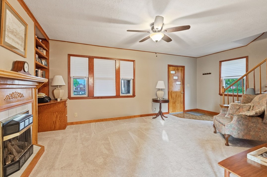 1137 Ohio Ave, Midland, PA 15059
