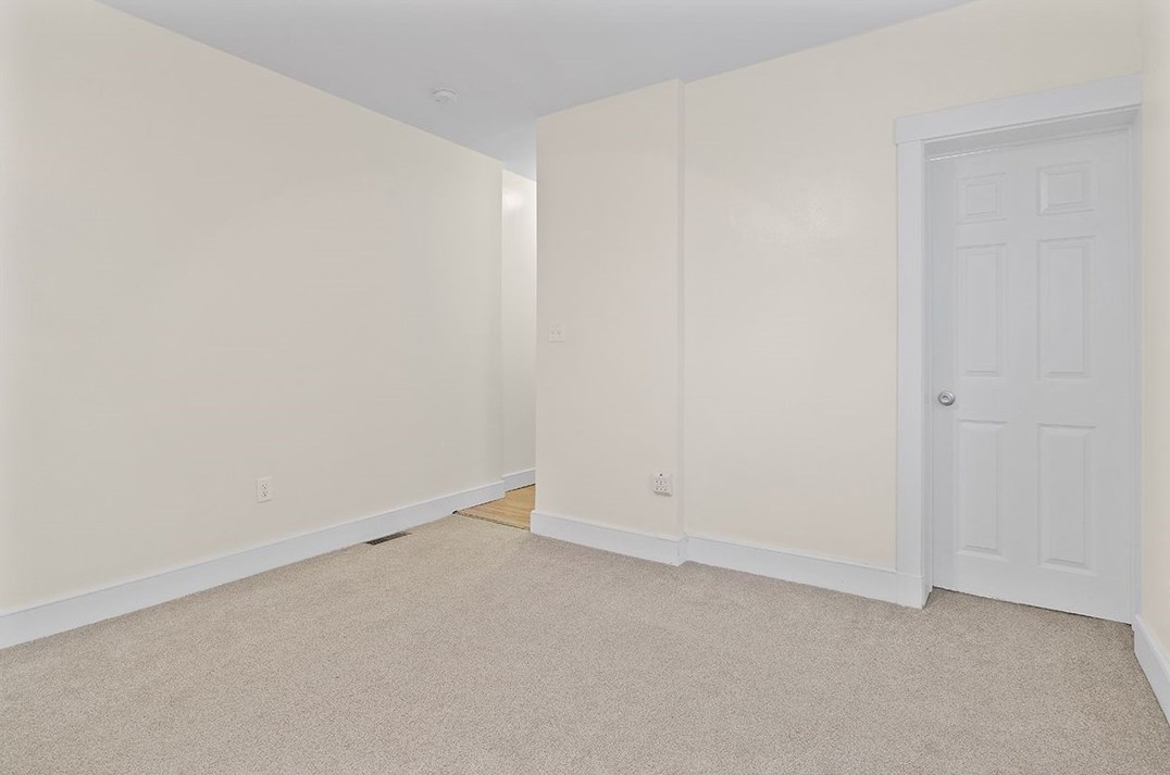 1213 Linden Pl, Pittsburgh PA 15212-4829 exterior