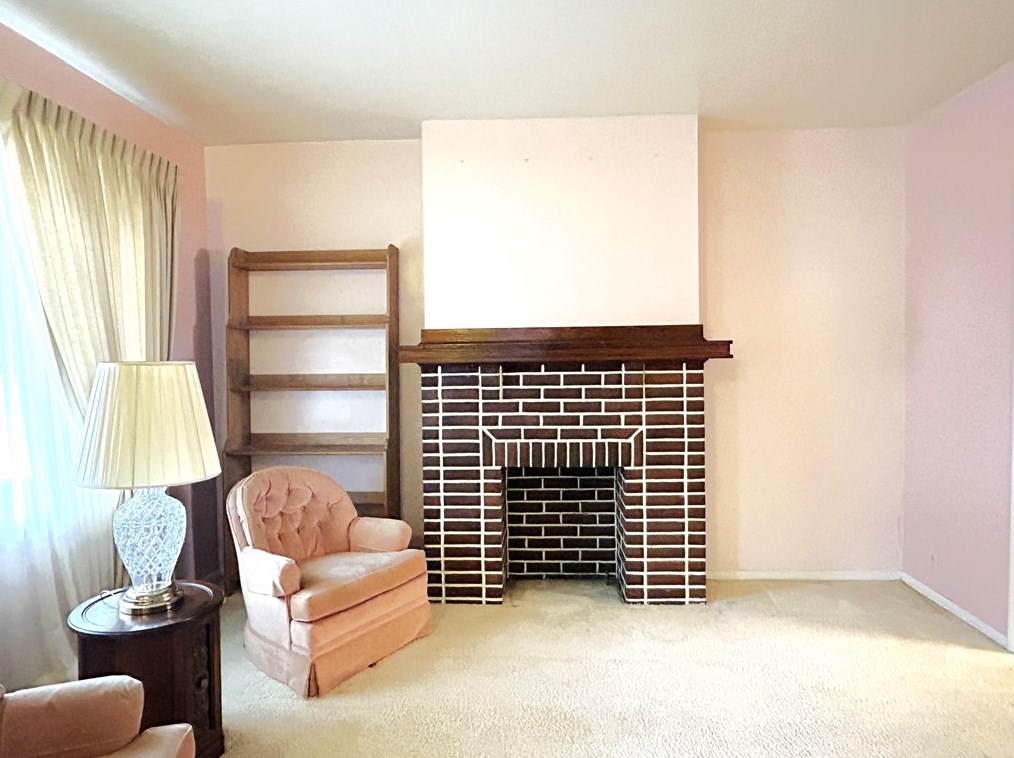 521 Locust St, Turtle Creek, PA 15145