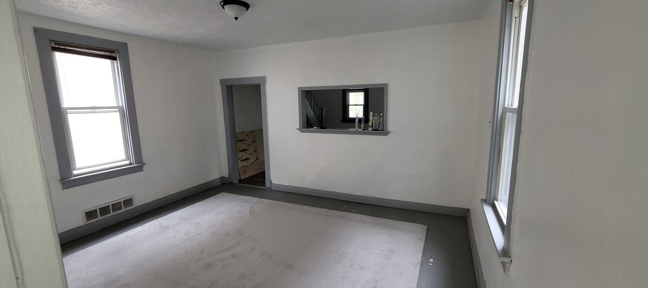 618 Penn Ave, Midland, PA 15059